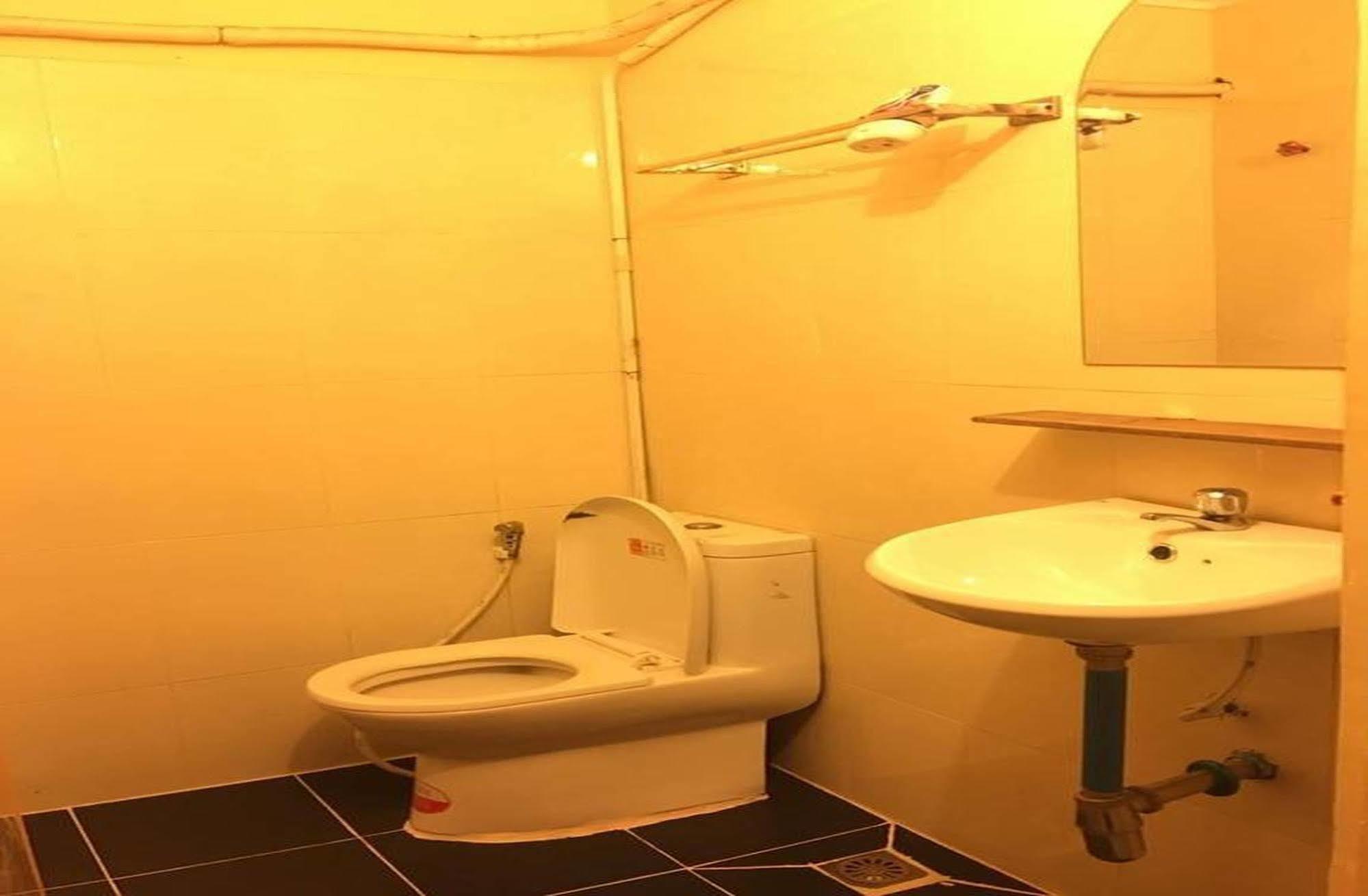 Homeland Guesthouse بنوم بنه المظهر الخارجي الصورة